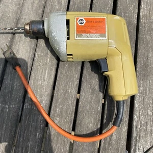 Taladro con cable vintage Black & Decker tipo 1 n.º 7204 - Imagen 1 de 4