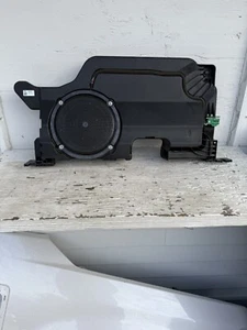 2017-2022 FORD F250 F350 B&O BANG&OLUFSEN REAR SUBWOOFER SPEAKER BOX ENCLOSURE - Picture 1 of 3