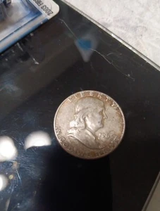 1963 50C Franklin Half Dollar - Picture 1 of 6