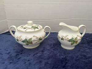 MINTON LOTHIAN CREAMER & SUGAR SET BEAUTIFUL  - Picture 1 of 15