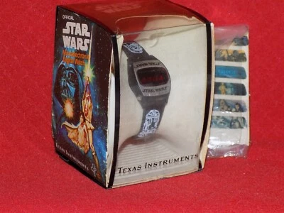  Reloj Digital Oficial Star Wars 1977 Texas Instruments CAJA COMPLETA SIN USAR - Imagen 1 de 4