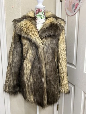 Abrigo de piel sintética talla 4 de Asos Foto 1 de 4