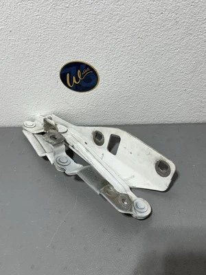 Bisagra capó izquierdo AUDI TT Coupe Quattro 8J0823301D OEM genuina Foto 1 de 3