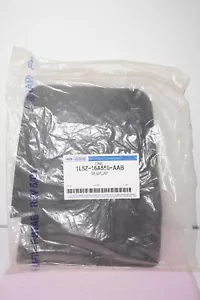 2001-2005 FORD RANGER FRONT MUD FLAP OEM NOS Discontinued 1L5Z-16A550-AAB - Picture 1 of 5