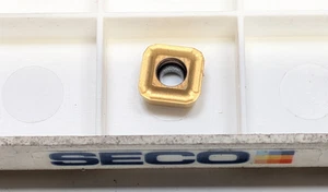 Single New - SECO SPGX0703-C1 Carbide Insert 77372 Grade T400D - Picture 1 of 2