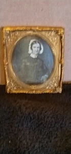 Genuine Daguerreotype 1/6th Plate Of A Pioneer Woman With Bonnet. A2 - Picture 1 of 12