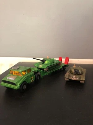 Matchbox die cast Battle kings tank transporter and tanks vintage - Image 1 of 4