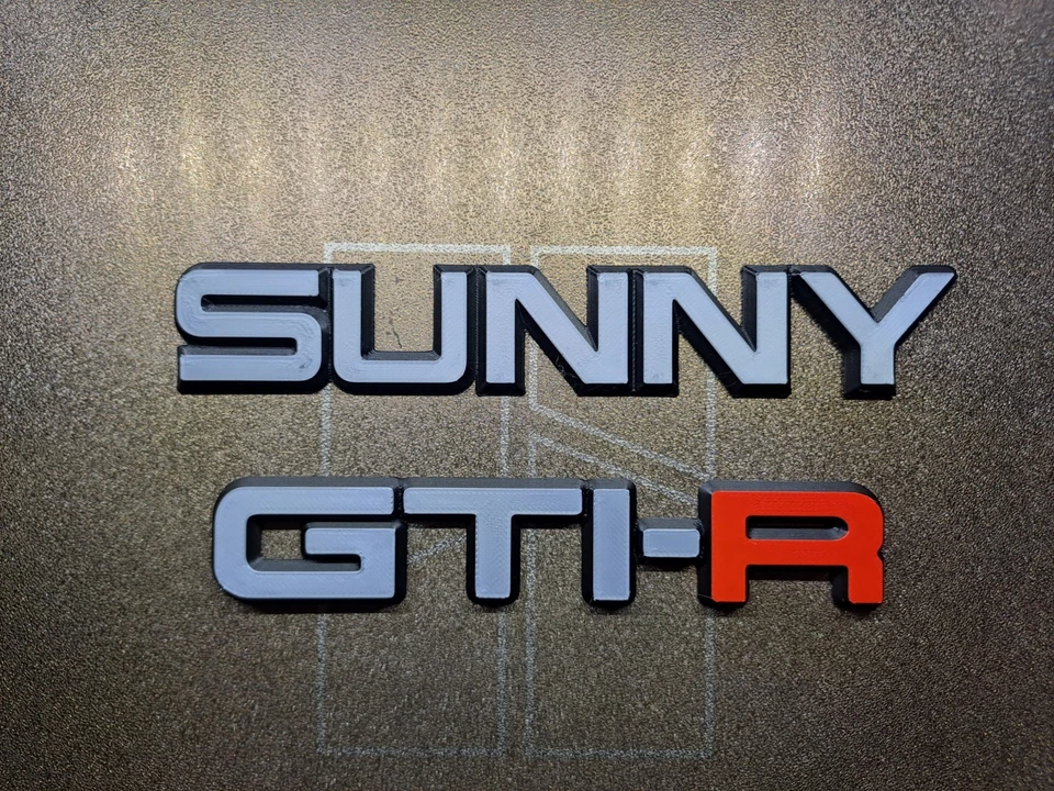 Nissan Sunny GTI-R rear badges, classic cars, high quality plastic, vintage - Imagen 1 de 4