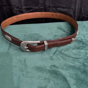 Brown leather tapered belt with silver buckle. (33) - Picture 1 of 6