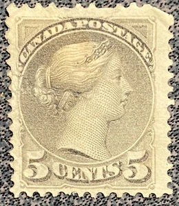 1876 Canada Scott 38 Queen Victoria Postage Stamp With Small Tear - Picture 1 of 2