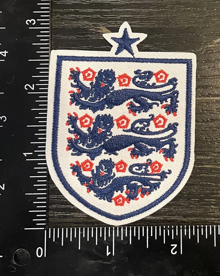 ENGLAND ENGLISH NATIONAL SELECT FOOTBALL TEAM IRON ON PATCH SOCCER - Image 1 of 1