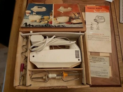 Mezclador de alimentos a mano Moulinex Marvel en caja vintage de 1970 COMPLETO pero DEFECTUOSO Foto 1 de 4