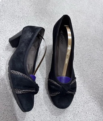 Zapato Gabor Negro Gamuza Sin Cordones Tacón Gatito Con Detalles de Lazo Reino Unido 8 Foto 1 de 4