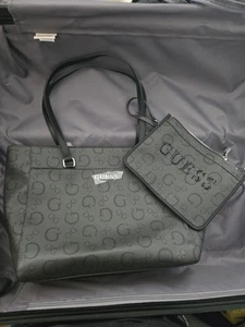Beautiful !!!! Guess Purse For Ladies - Picture 1 of 1