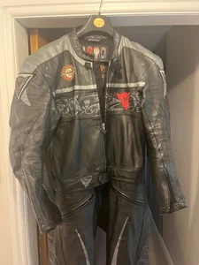 Dainese Motorcycle Leathers Knee, Elbow Armour Jackt& Trs Zipped 2 Piece Size 58 - Picture 1 of 3