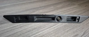 GENUINE AUDI RS4 BOOT HANDLE NUMBER PLATE LIGHT HOLDER A4 8E0827574C3FZ 06-08 - Picture 1 of 7