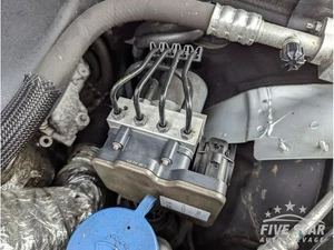 Mercedes-Benz E-Class ABS Brake Pump E 350 BlueTEC Diesel 190kW (258 HP) W212 - Picture 1 of 4