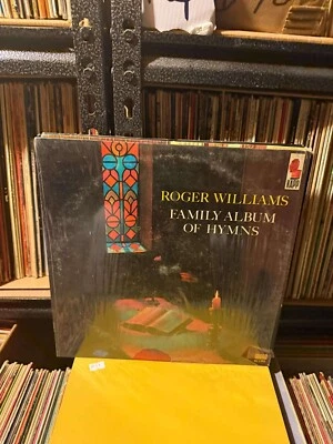 Roger Williams – Family Album Of Hymns Vintage 33rpm VG+ AB78 - Image 1 of 2