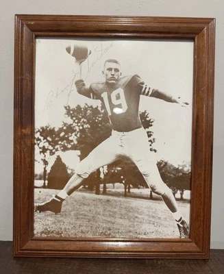 Johnny Unitas Framed Autograph Photo W/ Beckett Signature Review Baltimore Colts - Image 1 of 3