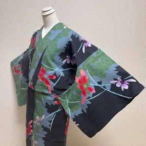 Kimono Yukata japonés usado 156 cm - Algodón negro con patrón de peonía - Fiesta de verano - Imagen 1 de 13