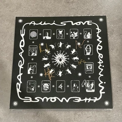 SIGNED Of Monsters and Men All is Love and Pain in the Mouse Parade Olive 2LP - Imagem 1 de 4