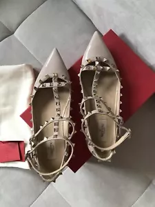 PRE-OWNED (worn twice) | VALENTINO Rockstud T-Strap Flat Shoes | Poudre | 40 - Picture 1 of 9