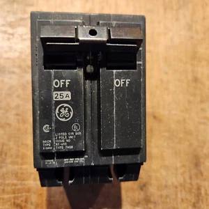 NEW THQB2125 - GE Bolt-On 240V 25A 2 pole circuit breaker 10kA@240V SHIPS FREE - Picture 1 of 7