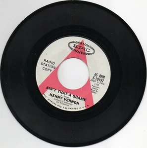 Kenny Vernon Ain't That A Shame Miles & Miles 1967 C&W Styrene Promo 7" 45 -NM - Picture 1 of 2