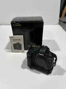 Canon EOS 1DS Mark II 16.7MP Digital SLR Camera + Extras  Batteries & AC Coupler - Picture 1 of 6