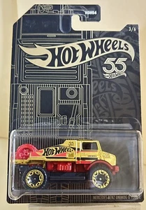 Mercedes Benz Unimog U1300L 2023 Hot Wheels perla y cromo - Imagen 1 de 2