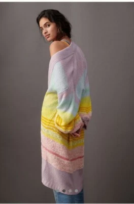 Nuevo con etiquetas Suéter Anthropologie Kimmie Rainbow Ombré Plumero Kimono O/S XS S M L XL Foto 1 de 4