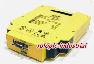 Relé de seguridad Sick FX3-MOC0000 nuevo en caja FX3-MOC000000 - Imagen 1 de 3