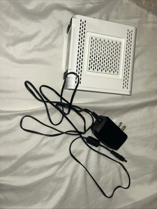 ARRIS Surfboard SB6190 Docsis 3.0 Cable Modem White - Picture 1 of 4