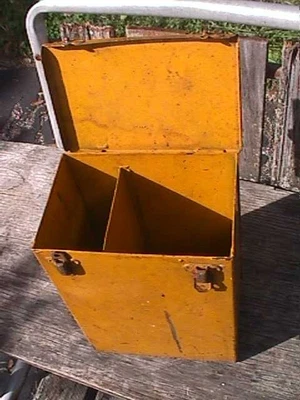 Vintage Small Metal Tool Case Storage Box Hinged RUSTY asis YOU RESTORE - Image 1 of 4