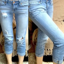 Size 000 Bayla Skimmy Crop Distressed Jeans by Aeropostale 