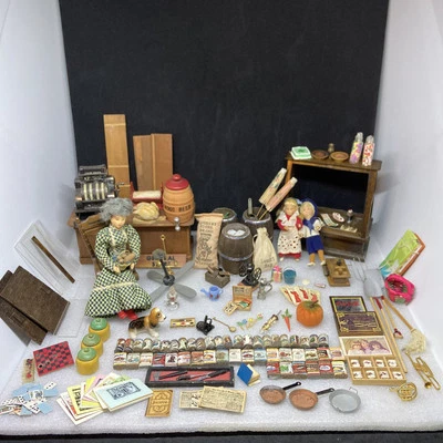 Dollhouse Miniature General Store Contents - see photos - Image 1 of 4