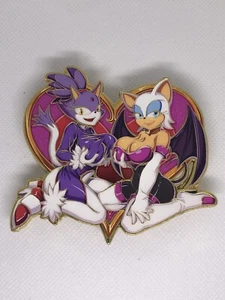 Sonic the Hedgehog Rouge The Bat Blaze The Cat Golden Enamel Pin Badge - Picture 1 of 2
