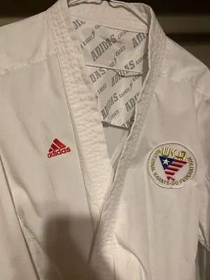 WKF Karate Kumite Karate Gi Foto 1 de 4