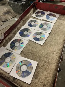 HP Pavilion home pc system recovery WinXP home edition (9 Replacement Discs) - Picture 1 of 4