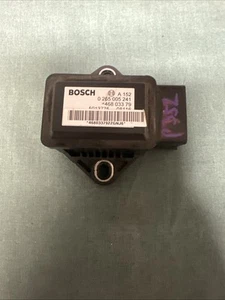 Alfa Romeo GT 1.9 JTD Yaw Rate Sensor #46803379 - Picture 1 of 6