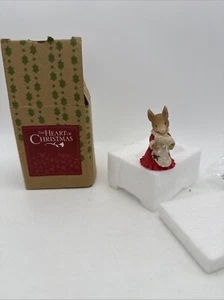 Mouse w/ Stocking The Heart of Christmas Holiday village figure Karen Hahn 2017 - Picture 1 of 6