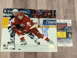 Archivo fotográfico firmado por Henrik Zetterberg 8x10 JSA certificado de autenticidad Detroit alas rojas Stanley Cup G - Imagen 1 de 3