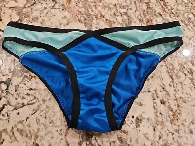 Braguita de bikini True Vintage Victoria's Secret bloques de colores Foto 1 de 3