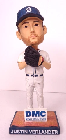 Justin Verlander Detroit Medical Center Bobblehead Detroit Tigers SGA 2013 DMC Cover