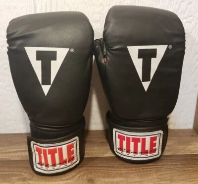 Title Classic Boxing Gloves Adult Black Red 12 OZ Boxing Kick Boxing - Image 1 of 3