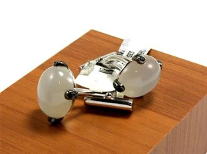 NUOVISSIMA MONETA ROBERTO GEMELLI ZAFFIRO NERO PIETRA DI LUNA BIANCA 18K, 15,26 GRAMMI - Foto 1 di 9