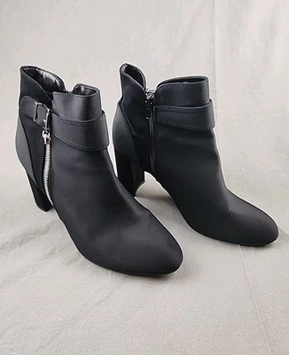 Unisa Ankle Boots Bootie Black Size 10 High Heel Ankle Womens Zip - Image 1 of 4