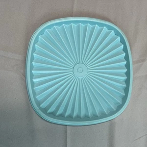 Tupperware Starburst Square Replacement Lid Turquoise Aruba Blue 7.5 839-18 - Picture 1 of 3