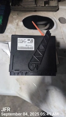 CHASIS CONTROL MODULE 95410-3M071 2011-2014 HYUNDAI GENESIS Foto 1 de 4