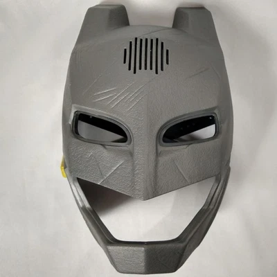 Batman Light Up Voice Changing Face Mask Justice League DC Comics Mattel - Image 1 of 4